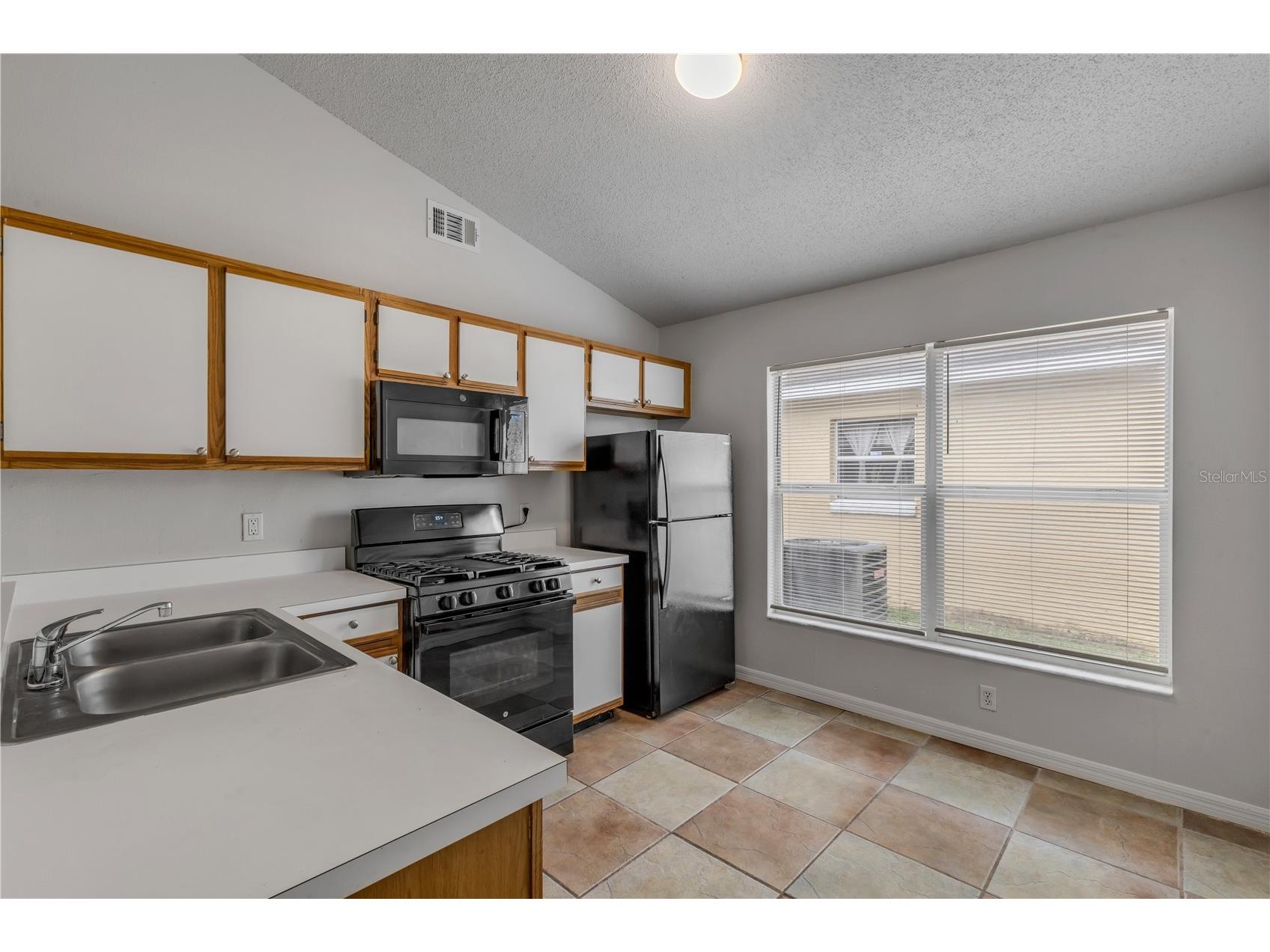 5546 Regal Oak Circle Orlando FL 32810 V4949245 image10