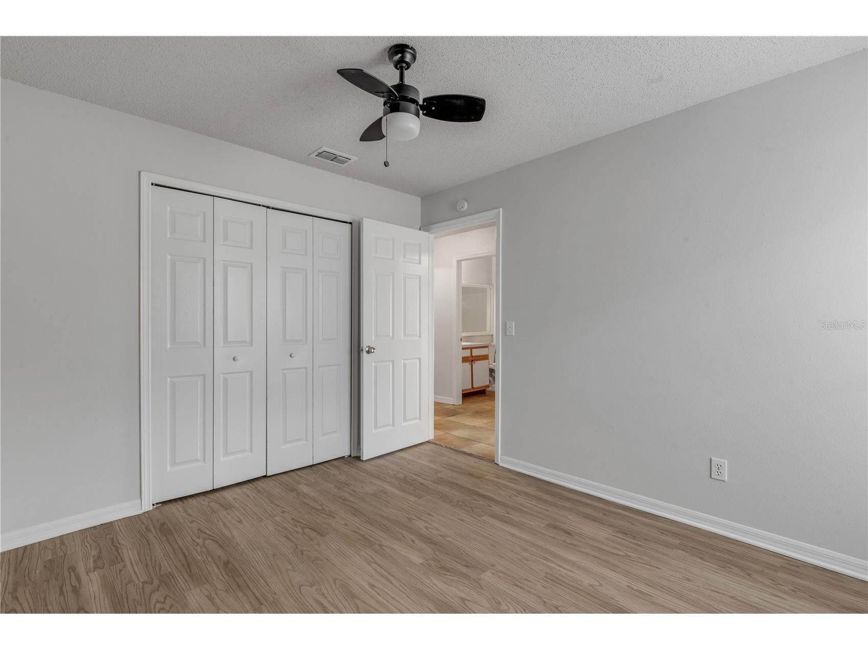 5546 Regal Oak Circle Orlando FL 32810 V4949245 image12