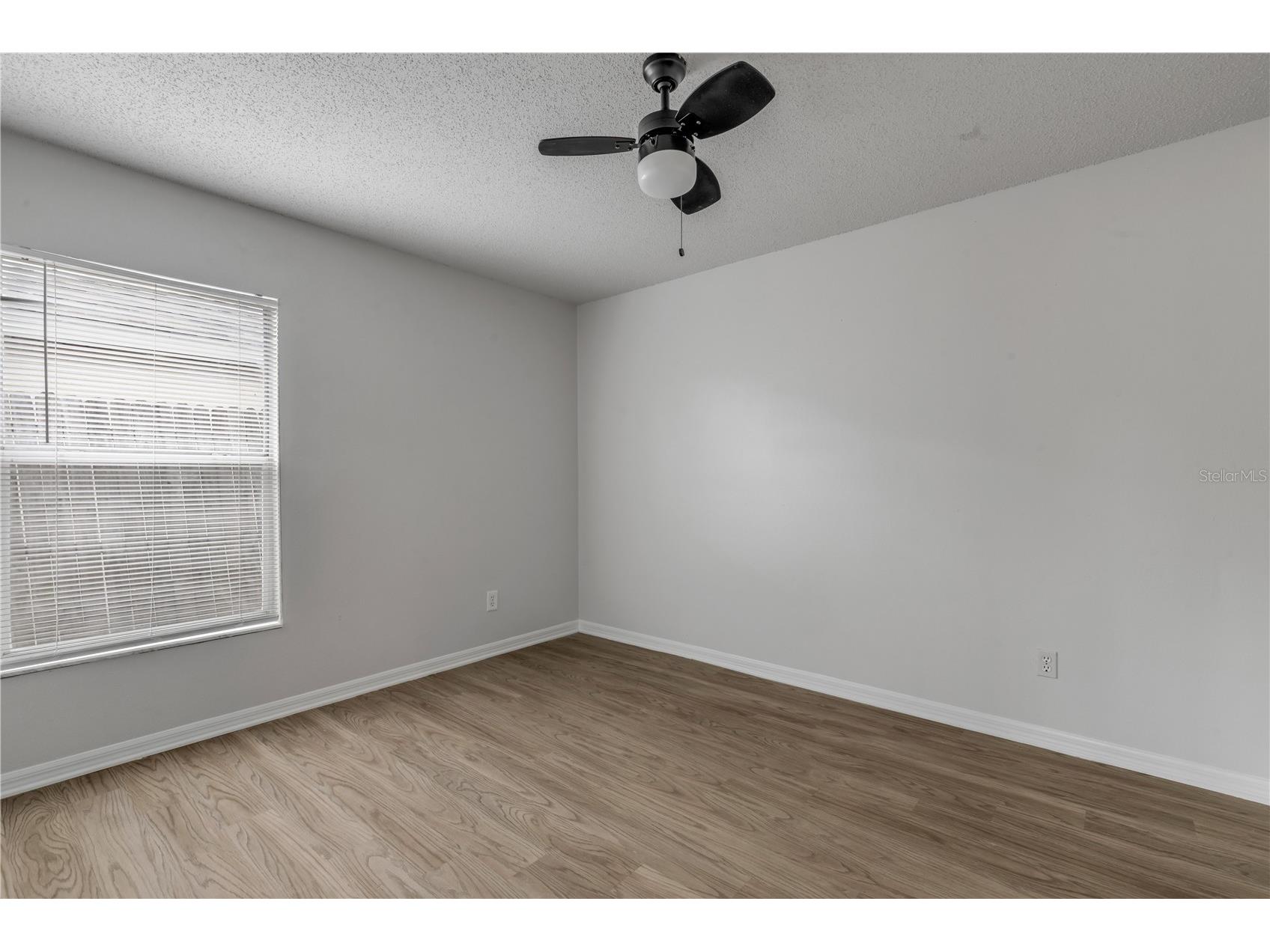 5546 Regal Oak Circle Orlando FL 32810 V4949245 image13
