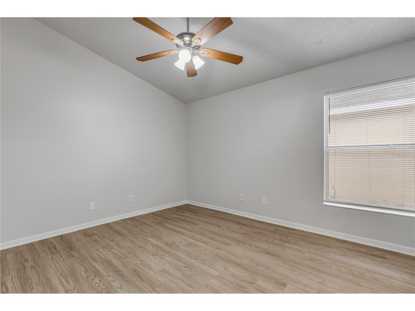 5546 Regal Oak Circle Orlando FL 32810 V4949245 image16