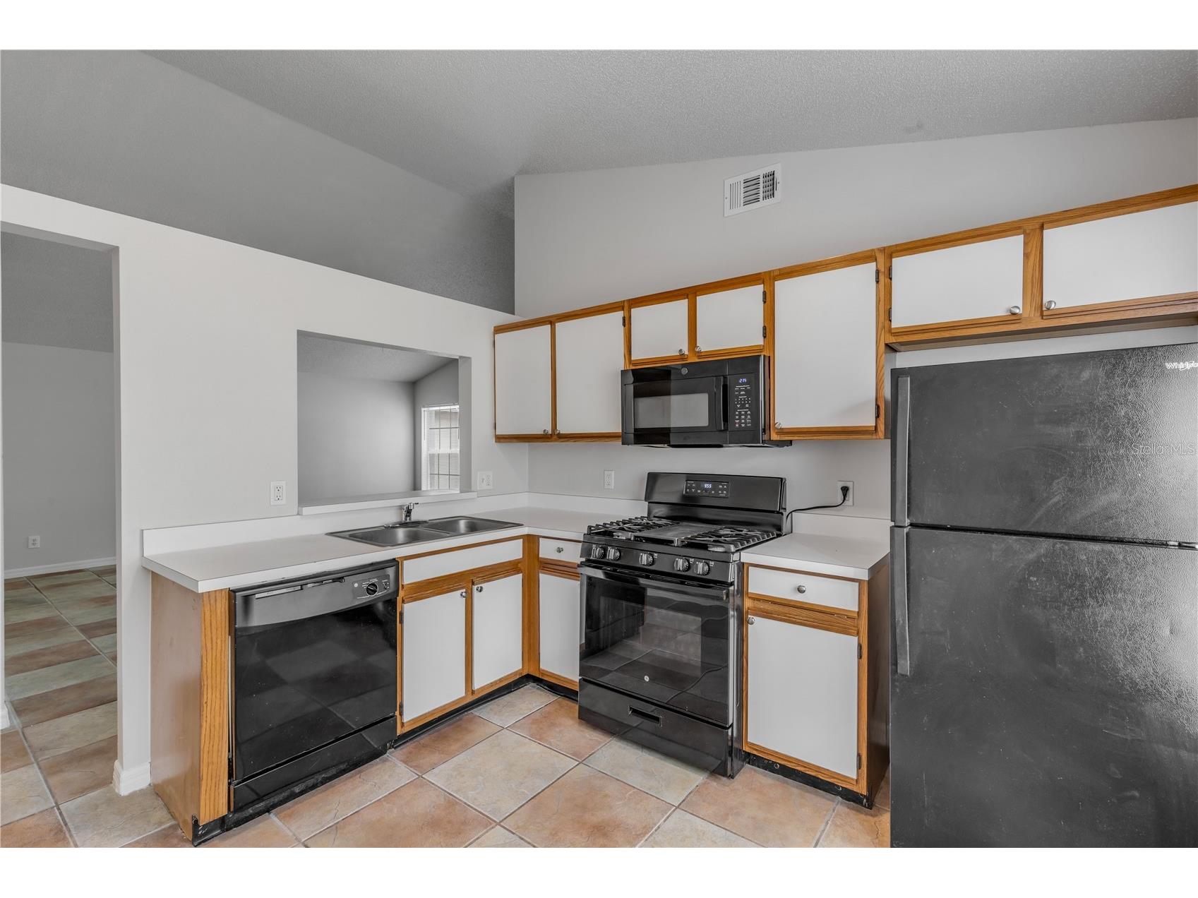 5546 Regal Oak Circle Orlando FL 32810 V4949245 image8