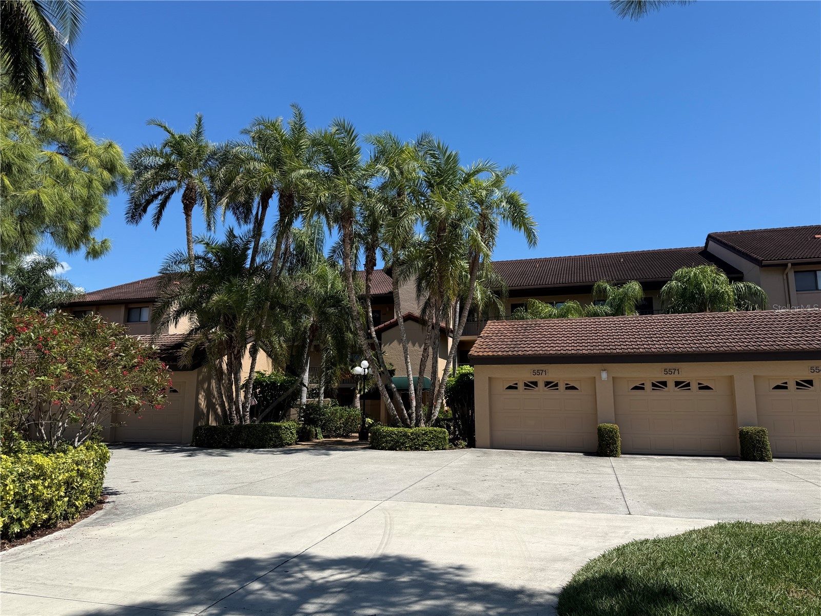 5547 Ashton Lake Drive #5547 Sarasota FL 34231 - SUNNYSIDE LAKE A4686214 image4