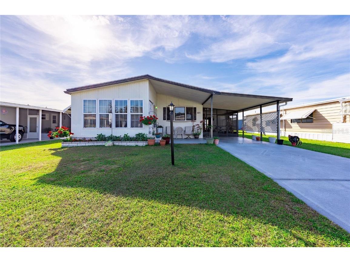 5547 Benton Street Zephyrhills FL 33542 T3430297 image1