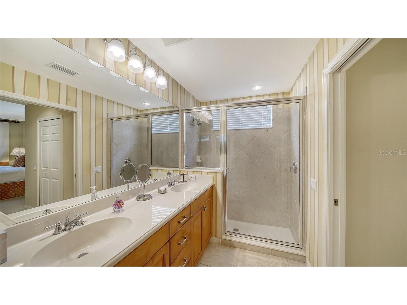 5547 Key West Place #C-01 Bradenton FL 34203 A4641674 image24