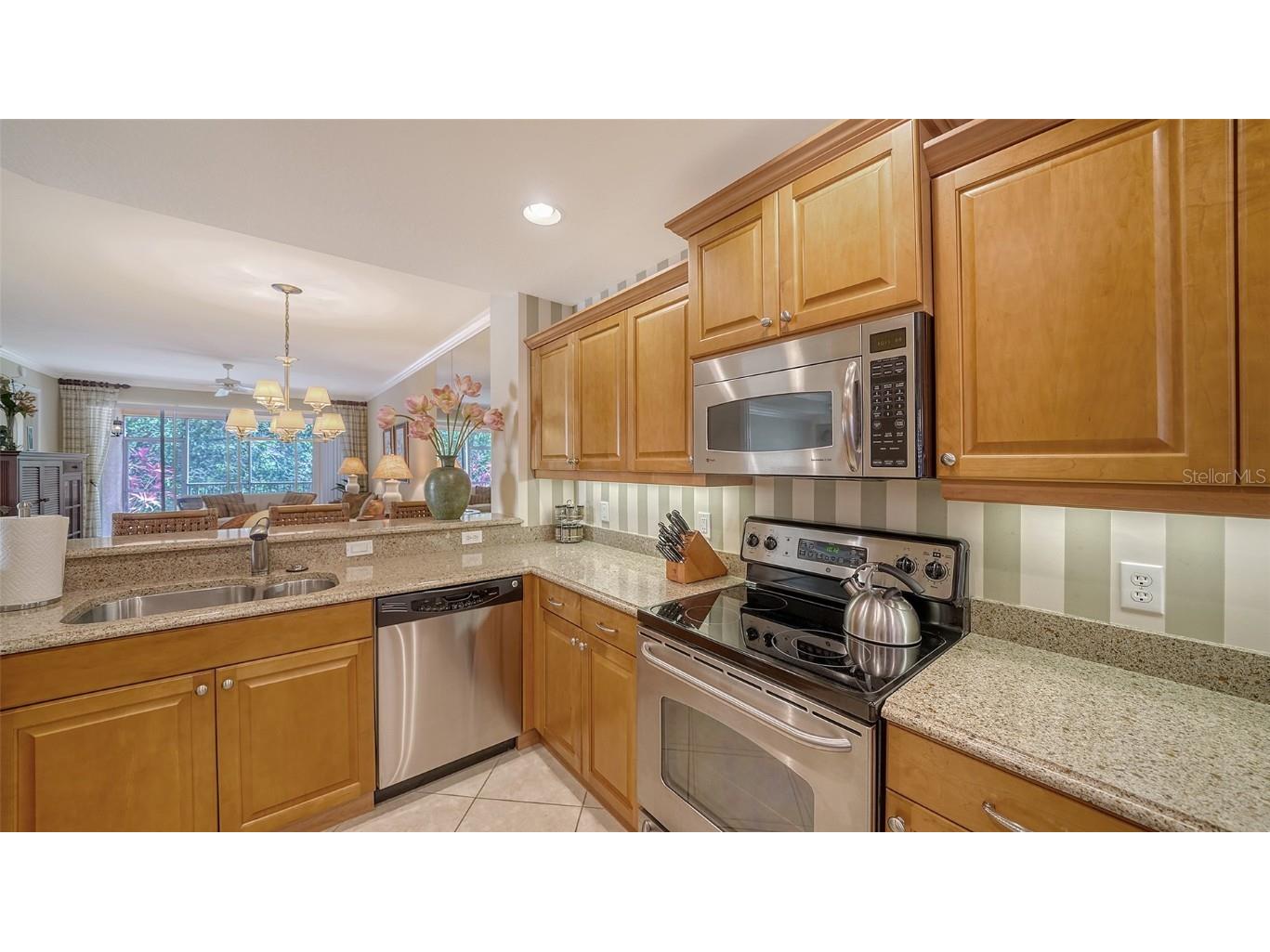 5547 Key West Place #C-01 Bradenton FL 34203 A4641674 image7