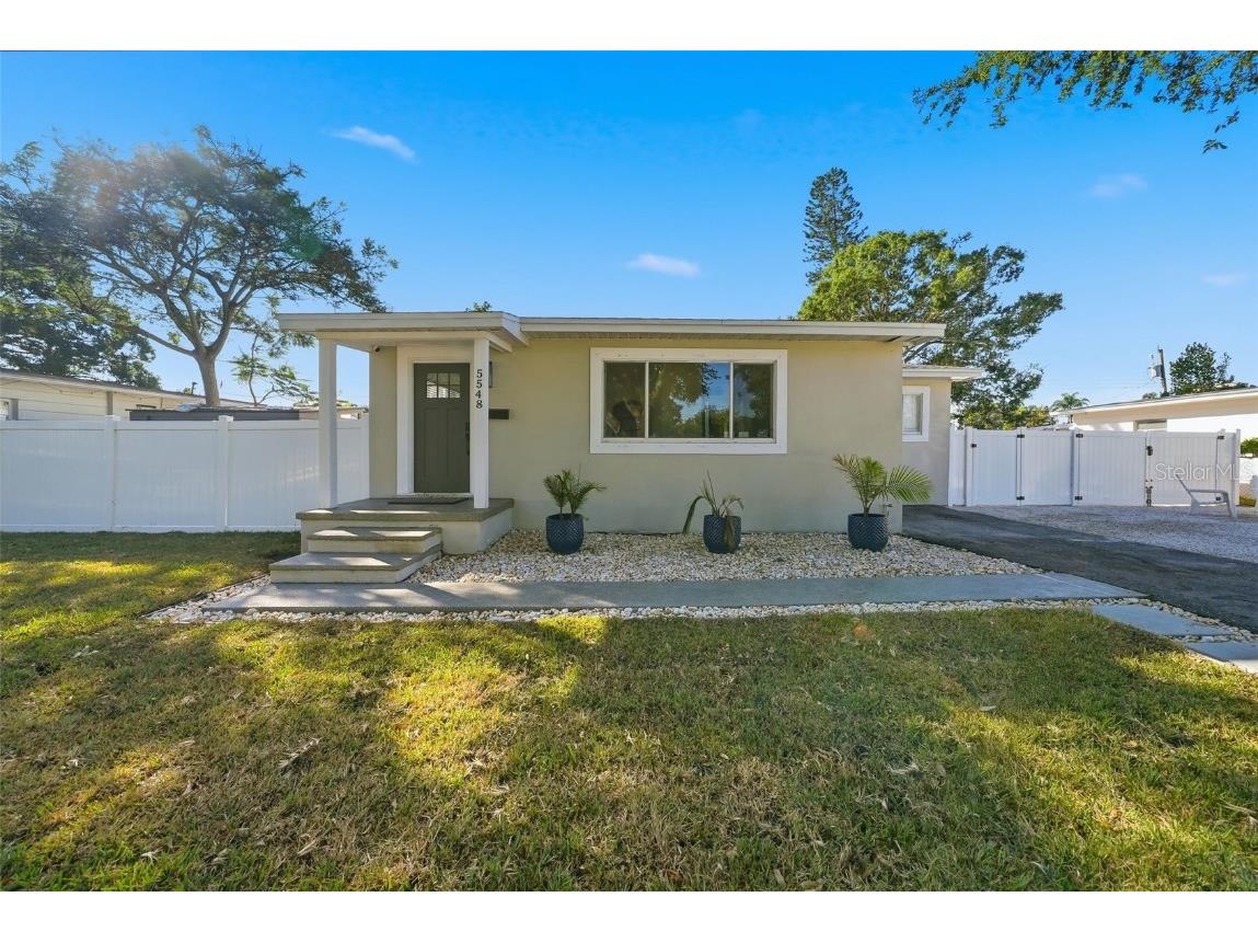 5548 Dartmouth Avenue N Saint Petersburg FL 33710 TB8446037 image3