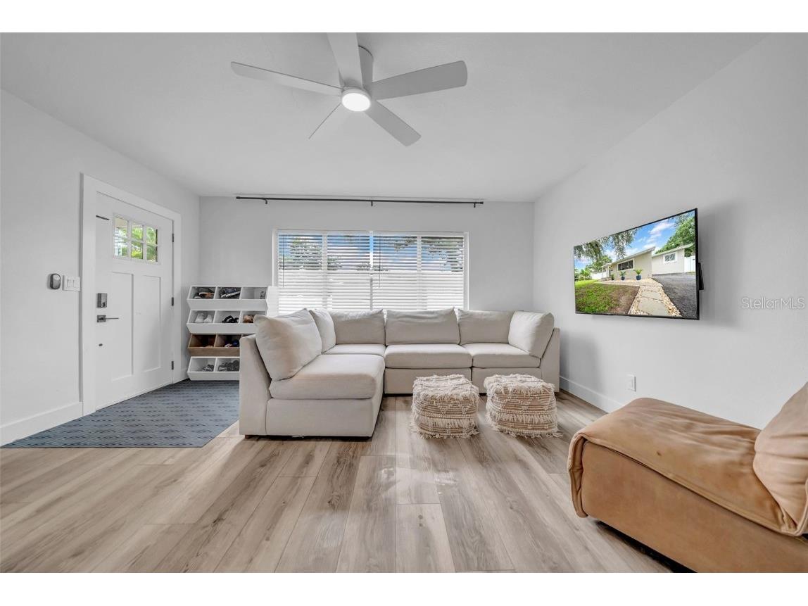 5548 Dartmouth Avenue N Saint Petersburg FL 33710 TB8446037 image4