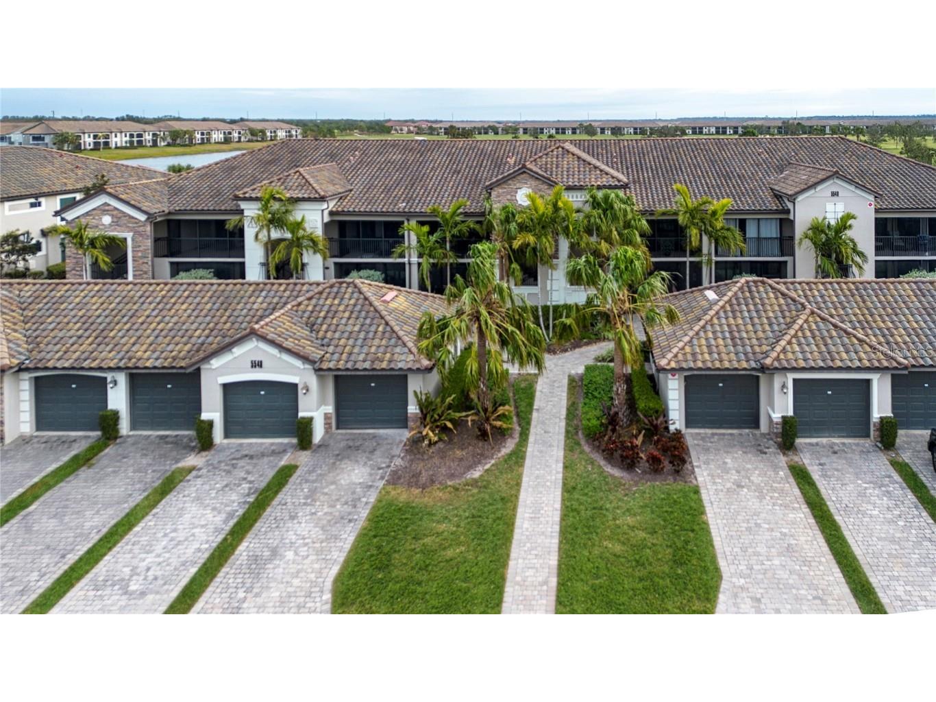 5548 Palmer Circle #102 Bradenton FL 34211 A4641256 image3