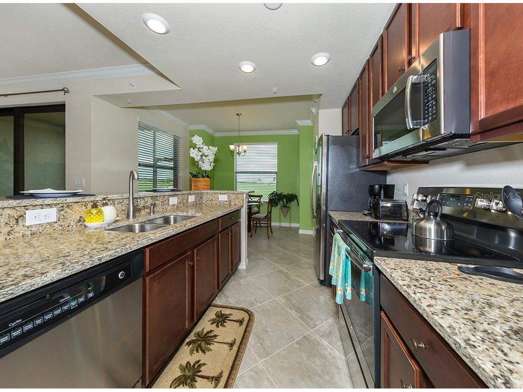 5548 Palmer Circle #103 Bradenton FL 34211 A4683437 image10
