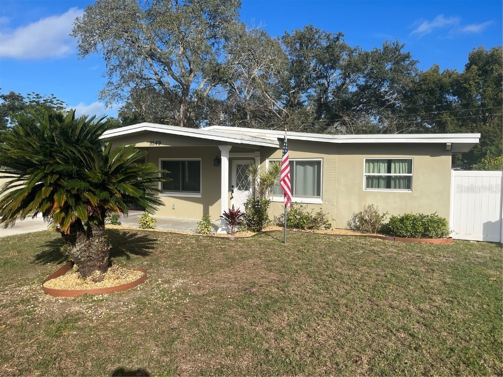5549 Forest Hills Drive Holiday FL 34690 W7860947 image1