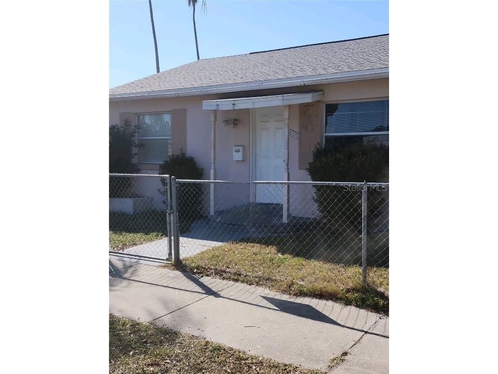 555 43rd Street S Saint Petersburg FL 33711 U8189301 image1