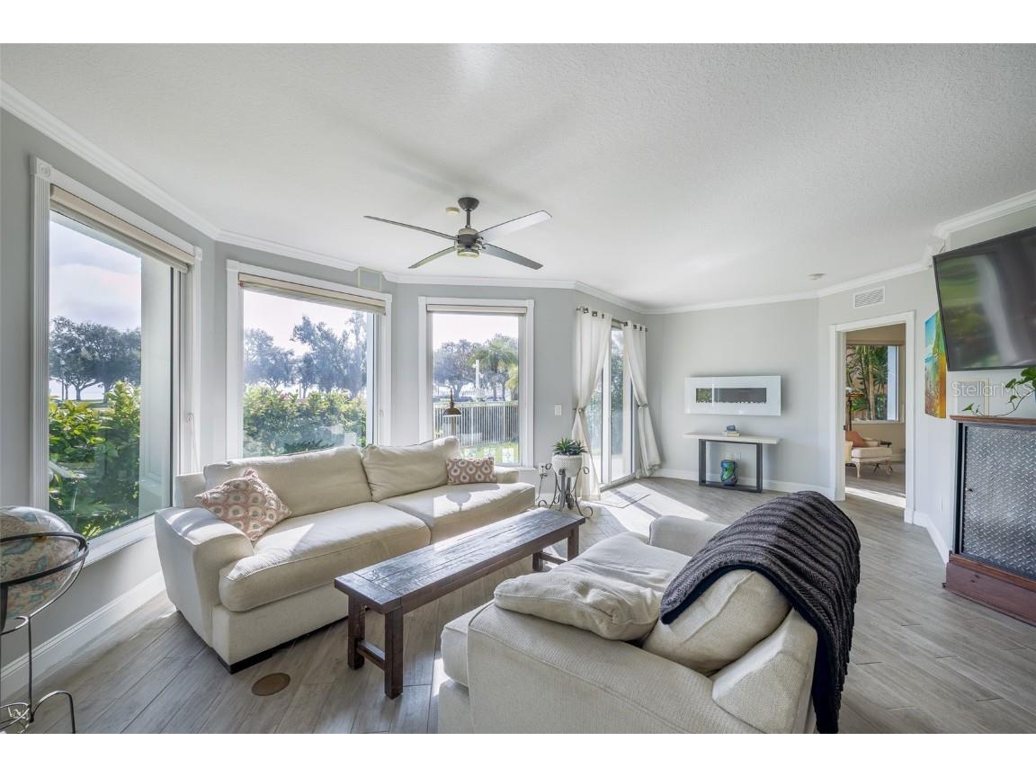 555 5th Avenue NE #183 Saint Petersburg FL 33701 TB8430368 image16