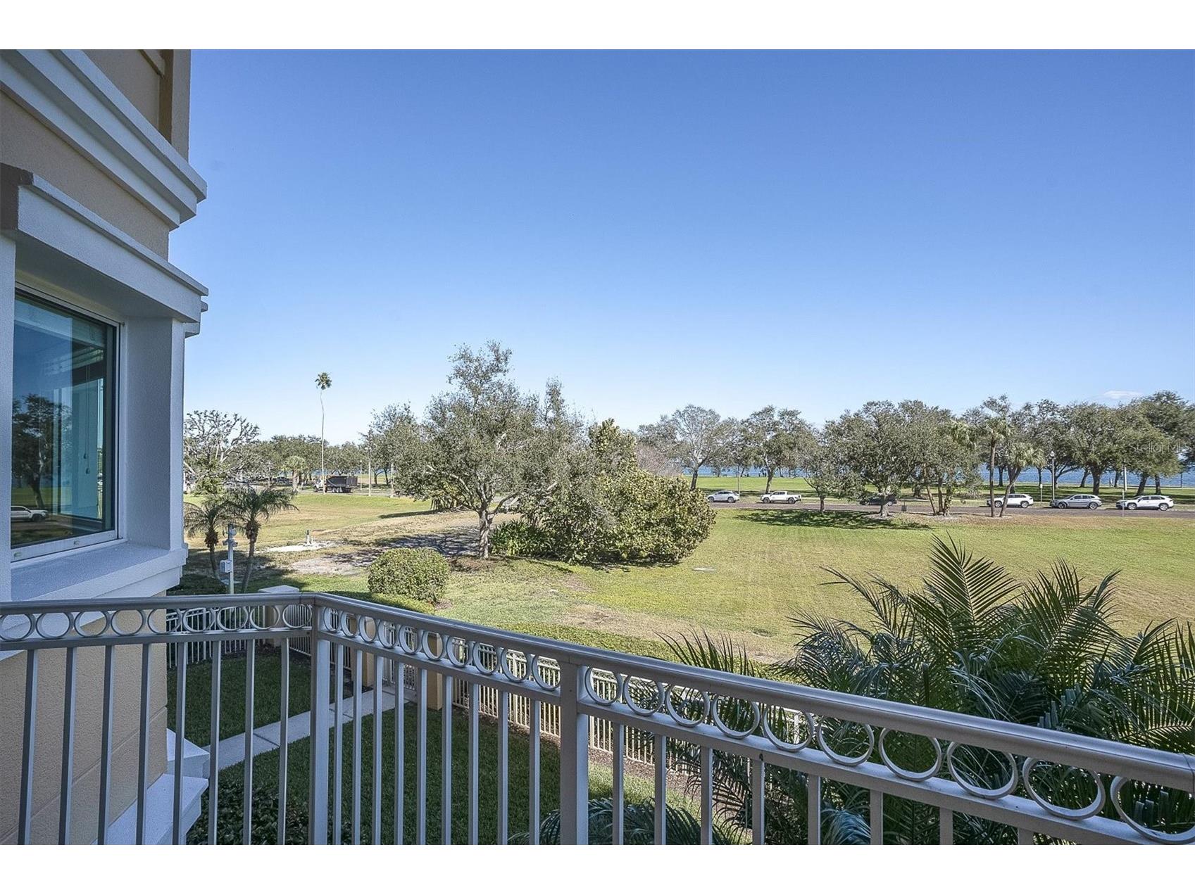 555 5th Avenue NE #273 Saint Petersburg FL 33701 TB8473198 image38