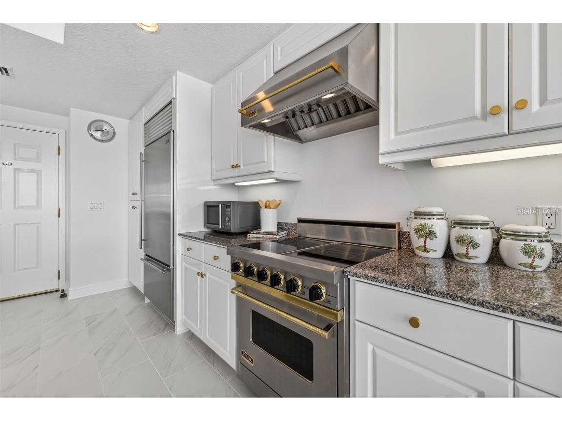 555 5th Avenue NE #332 Saint Petersburg FL 33701 - VINOY BASIN TB8435001 image14