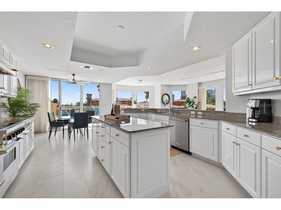 555 5th Avenue NE #332 Saint Petersburg FL 33701 - VINOY BASIN TB8435001 image16