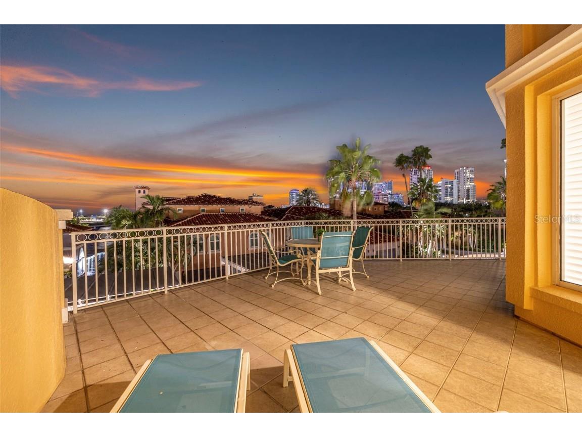 555 5th Avenue NE #332 Saint Petersburg FL 33701 - VINOY BASIN TB8435001 image33