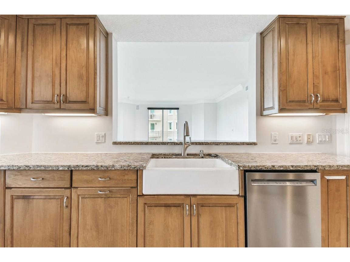 555 5th Avenue NE #424 Saint Petersburg FL 33701 TB8431335 image13