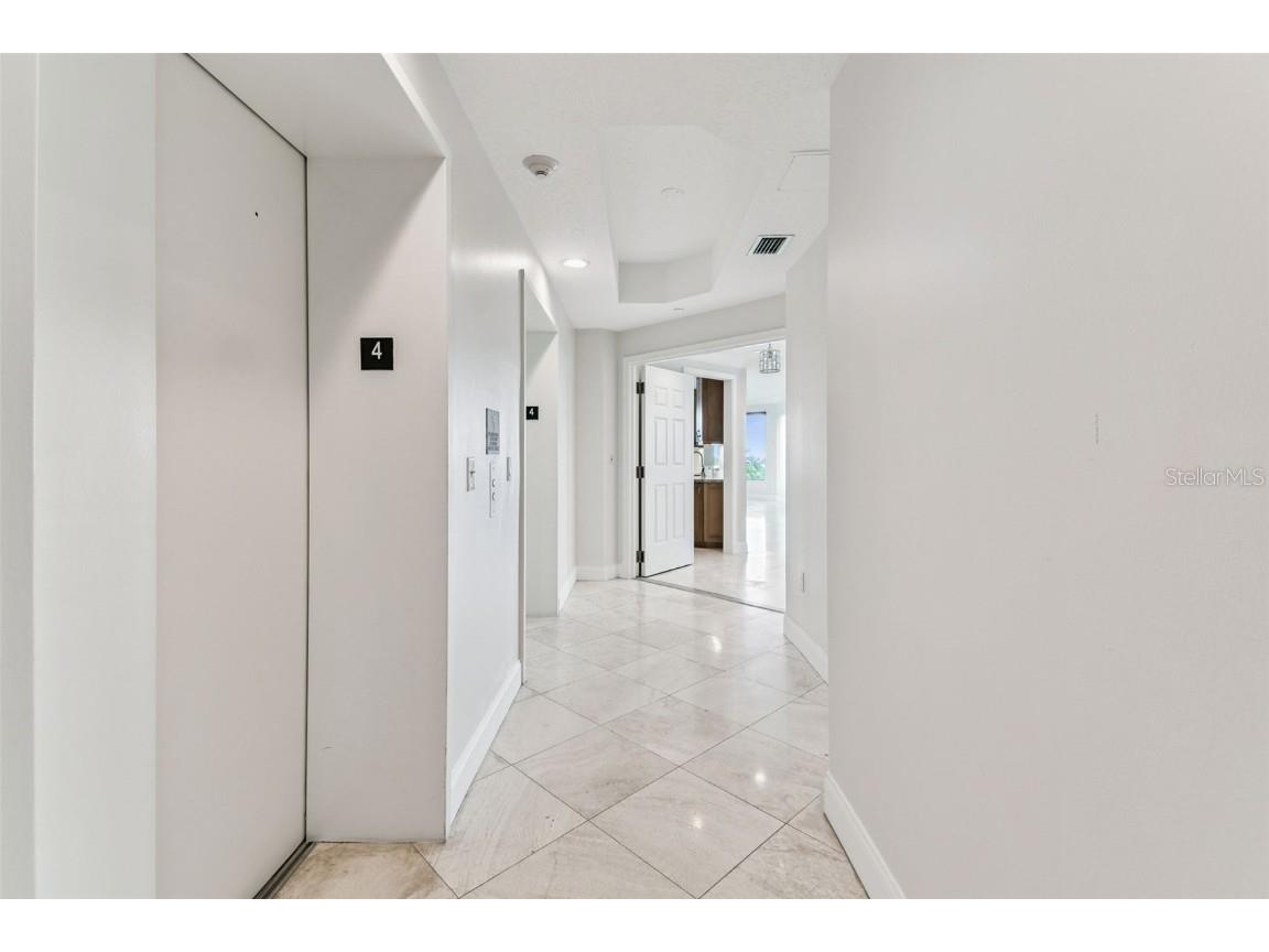 555 5th Avenue NE #424 Saint Petersburg FL 33701 TB8431335 image23