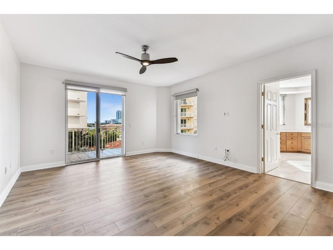 555 5th Avenue NE #424 Saint Petersburg FL 33701 TB8431335 image41