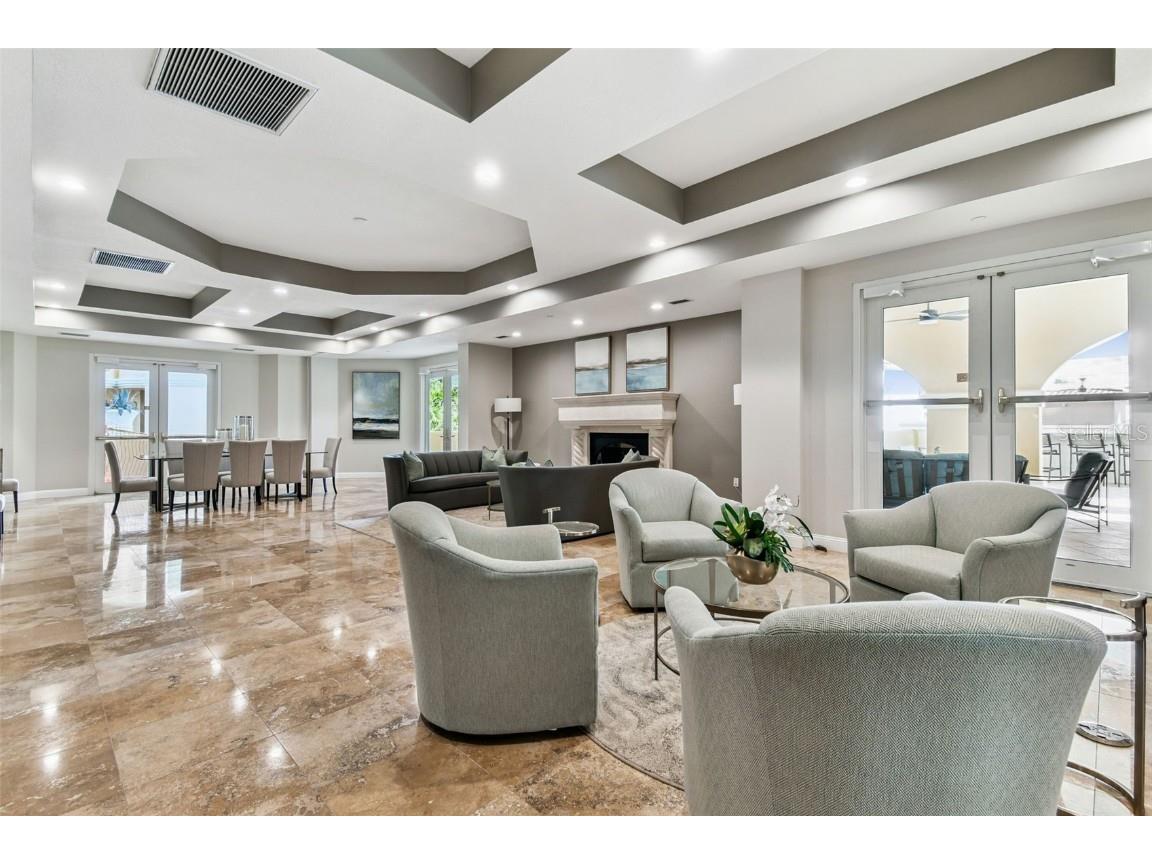 555 5th Avenue NE #424 Saint Petersburg FL 33701 TB8431335 image69