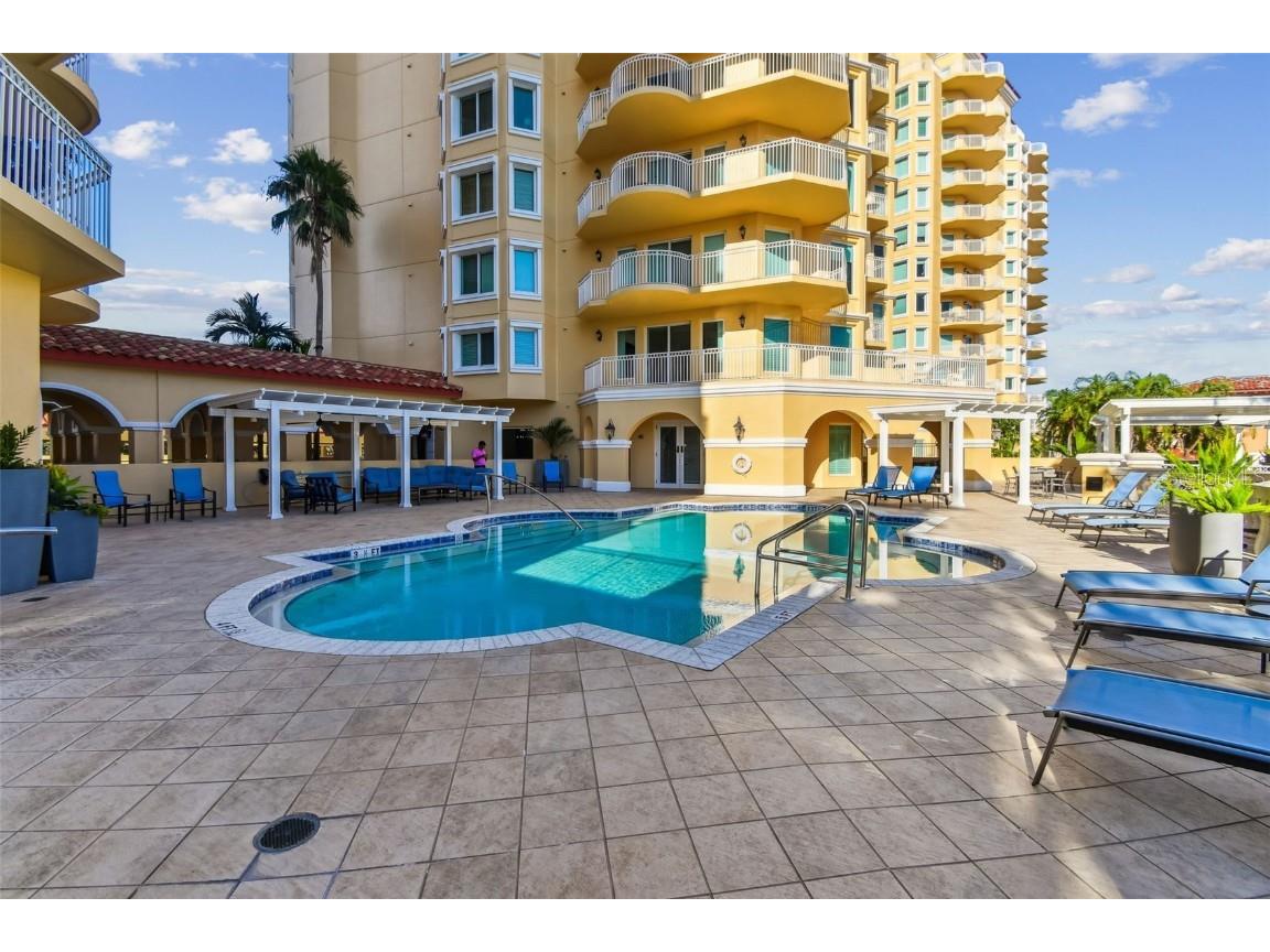 555 5th Avenue NE #424 Saint Petersburg FL 33701 TB8431335 image82