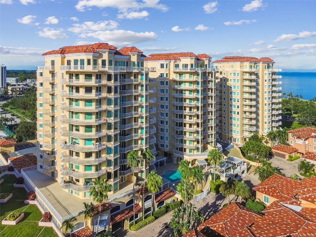 555 5th Avenue NE #424 Saint Petersburg FL 33701 TB8431335 image86