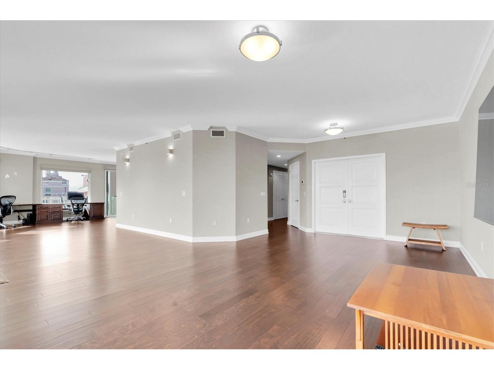 555 5th Avenue NE #711 Saint Petersburg FL 33701 TB8455398 image18