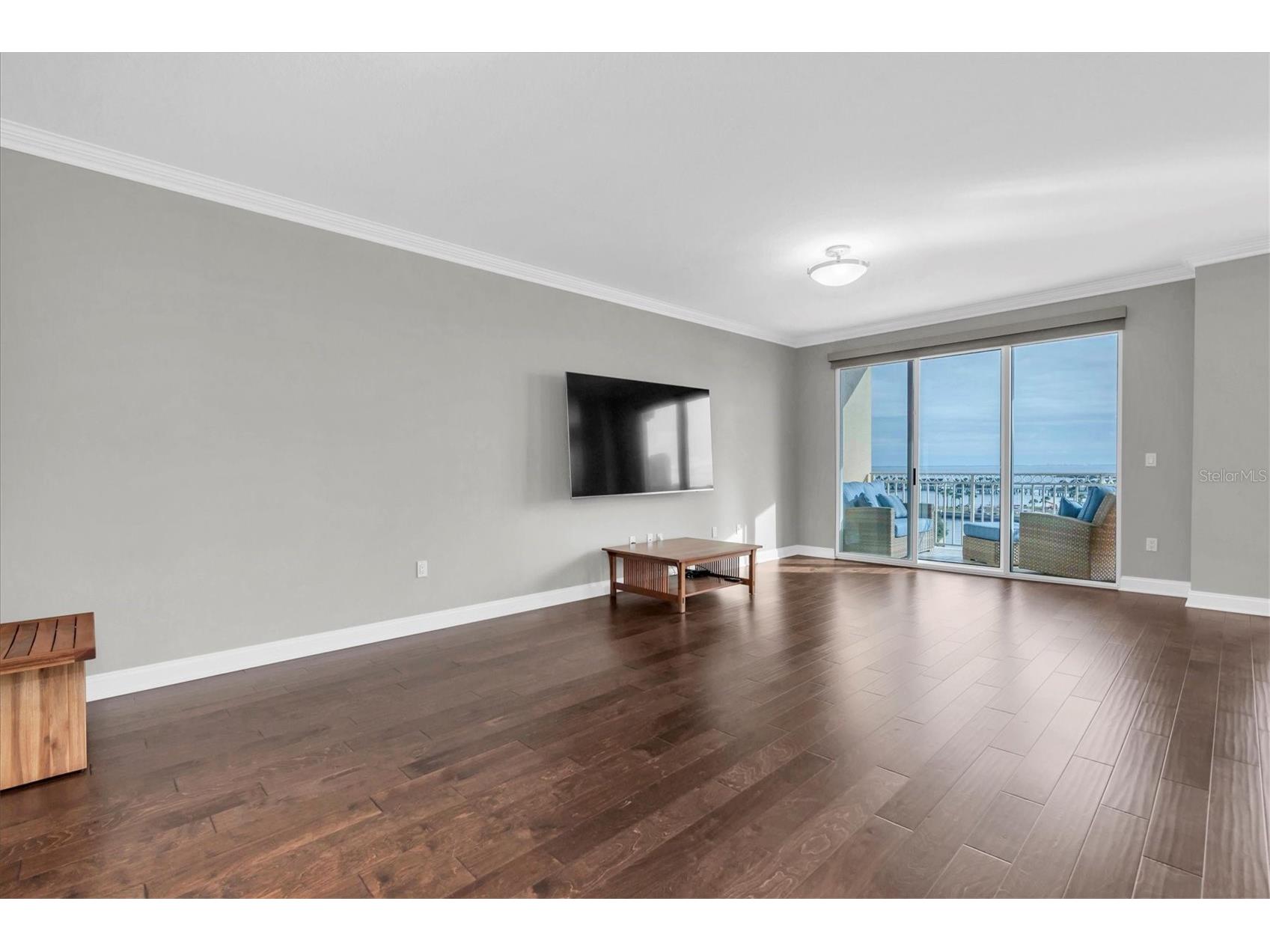 555 5th Avenue NE #711 Saint Petersburg FL 33701 TB8455398 image20