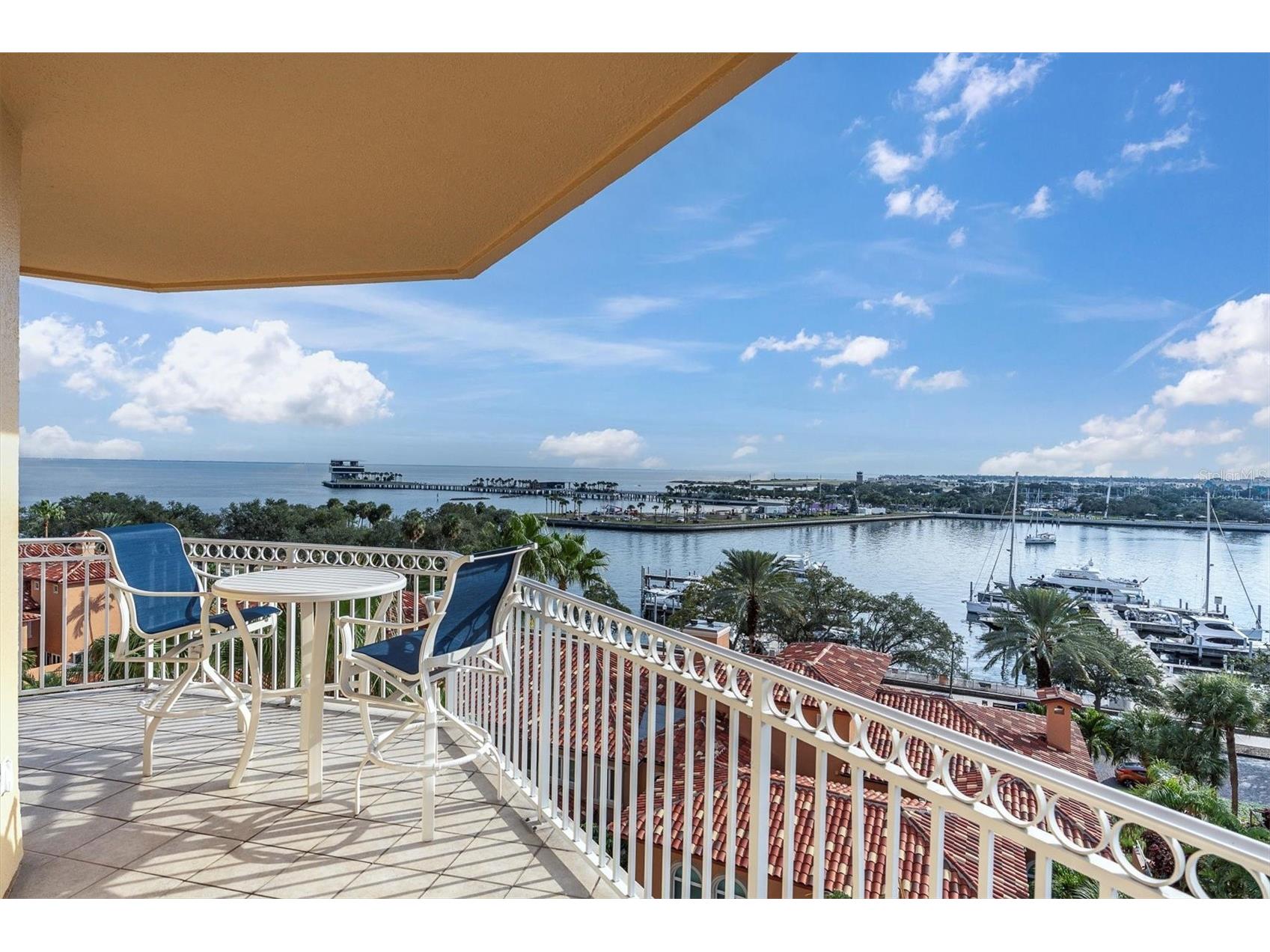 555 5th Avenue NE #711 Saint Petersburg FL 33701 TB8455398 image21