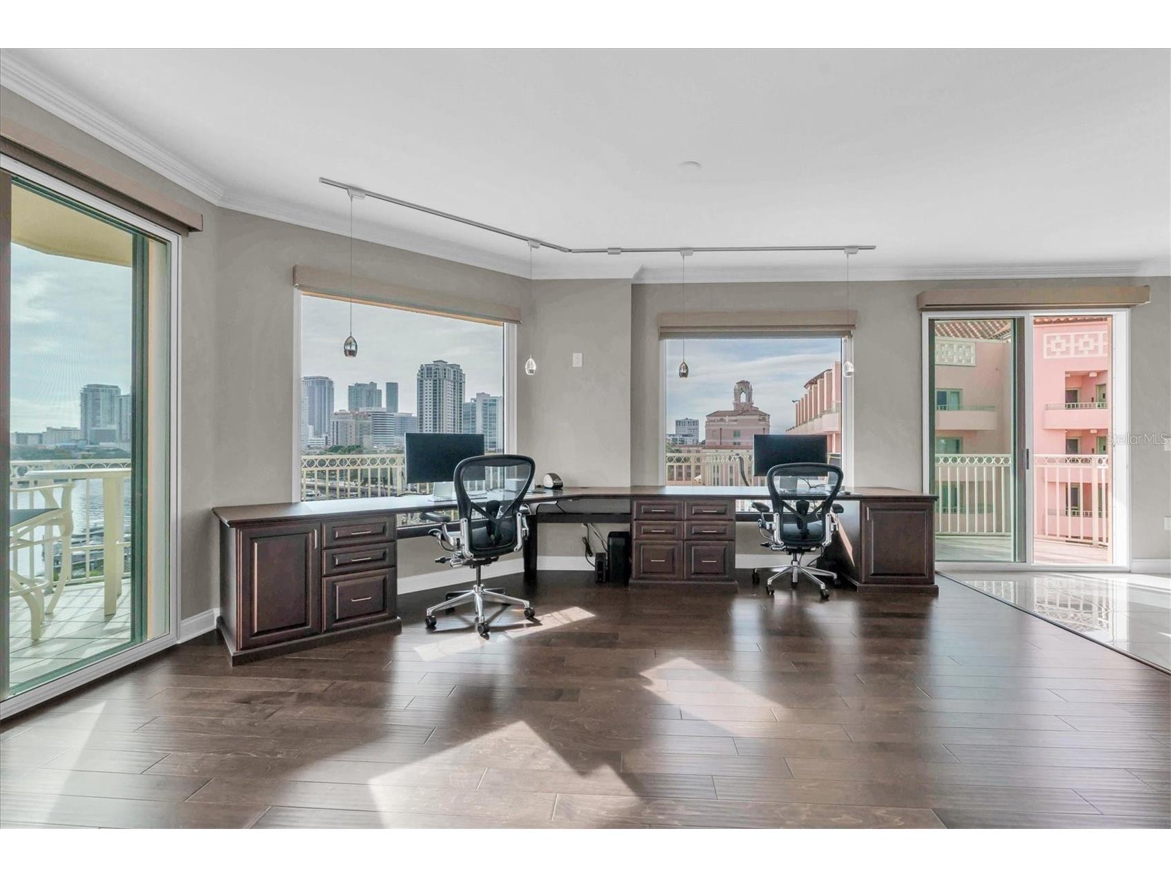 555 5th Avenue NE #711 Saint Petersburg FL 33701 TB8455398 image24