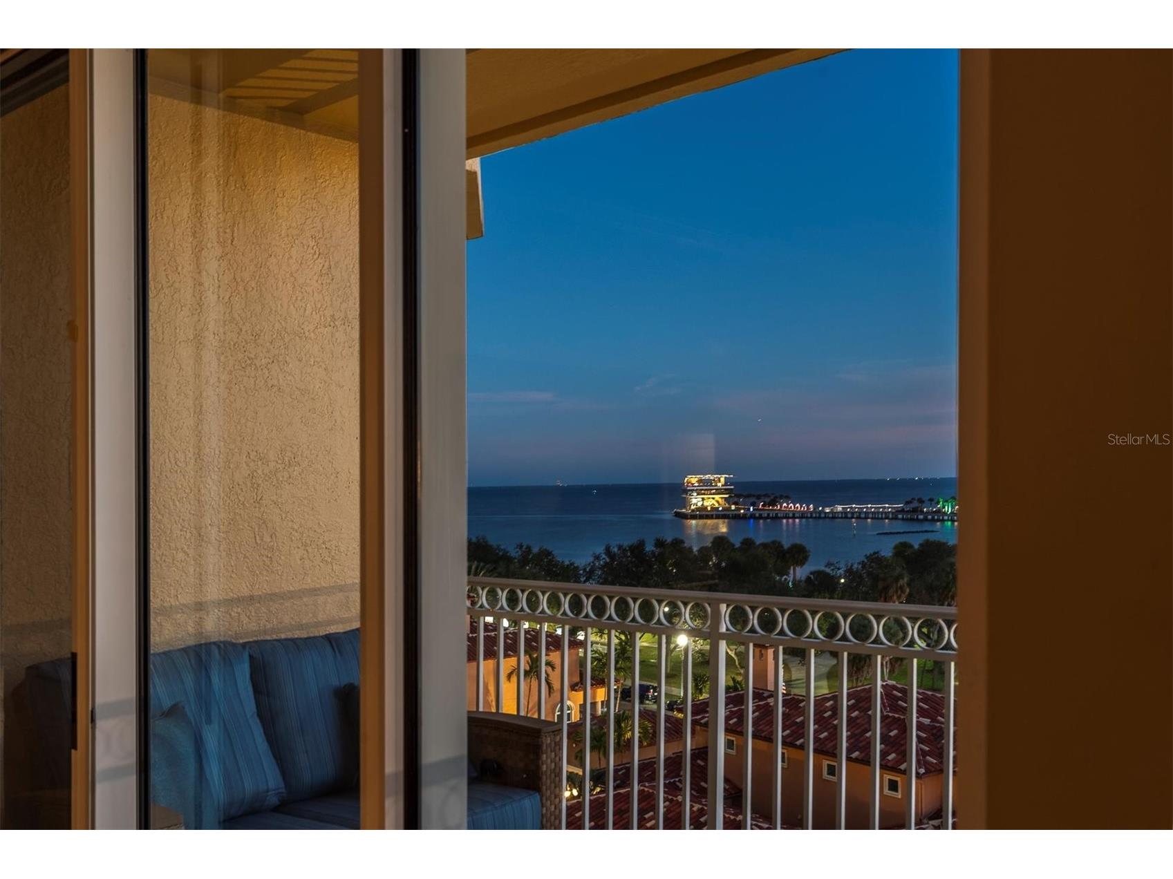 555 5th Avenue NE #711 Saint Petersburg FL 33701 TB8455398 image26