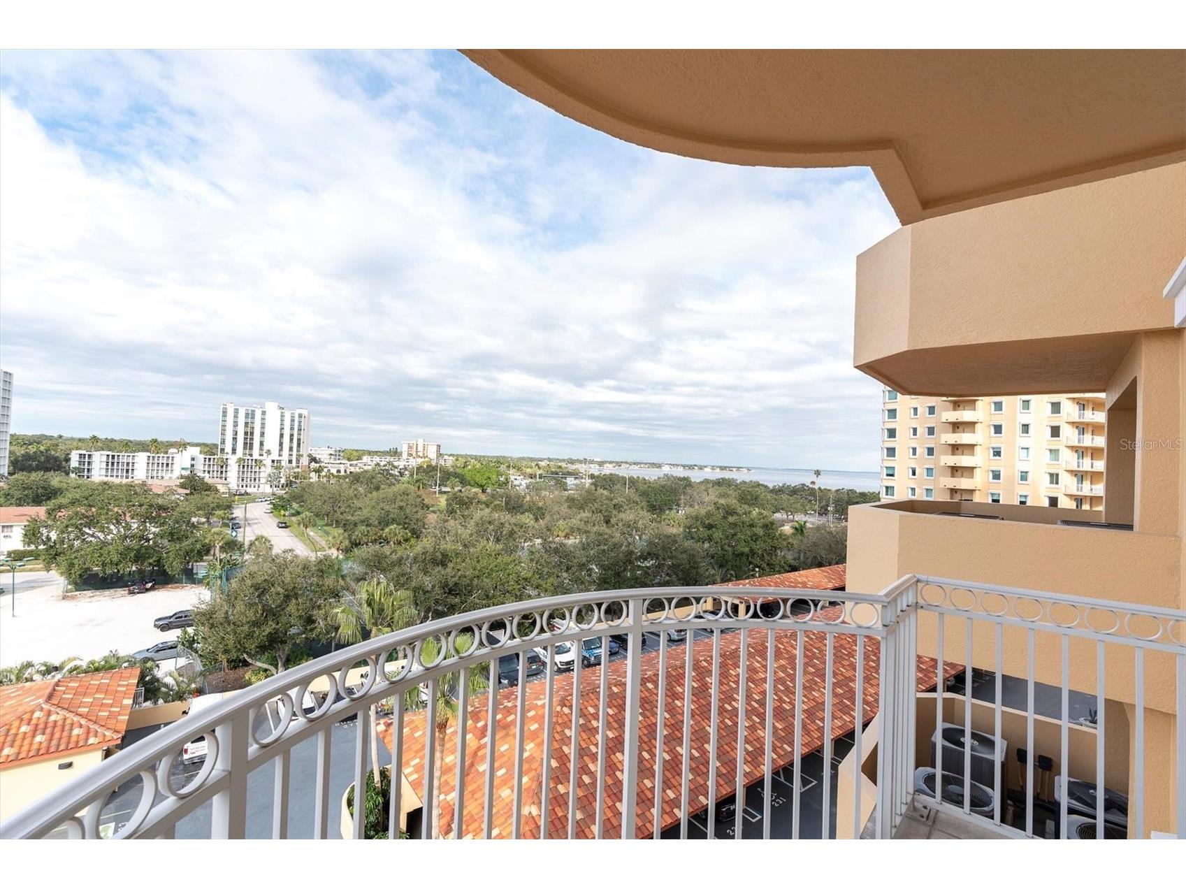 555 5th Avenue NE #711 Saint Petersburg FL 33701 TB8455398 image29