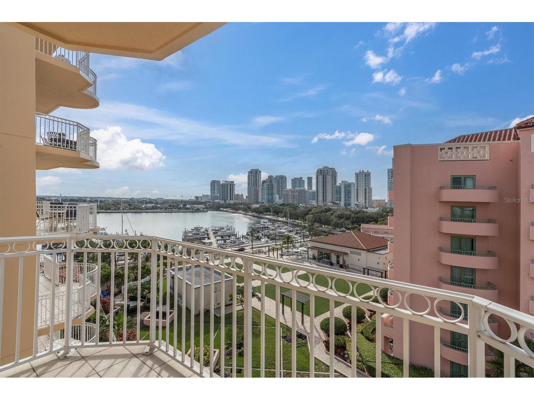 555 5th Avenue NE #711 Saint Petersburg FL 33701 TB8455398 image35