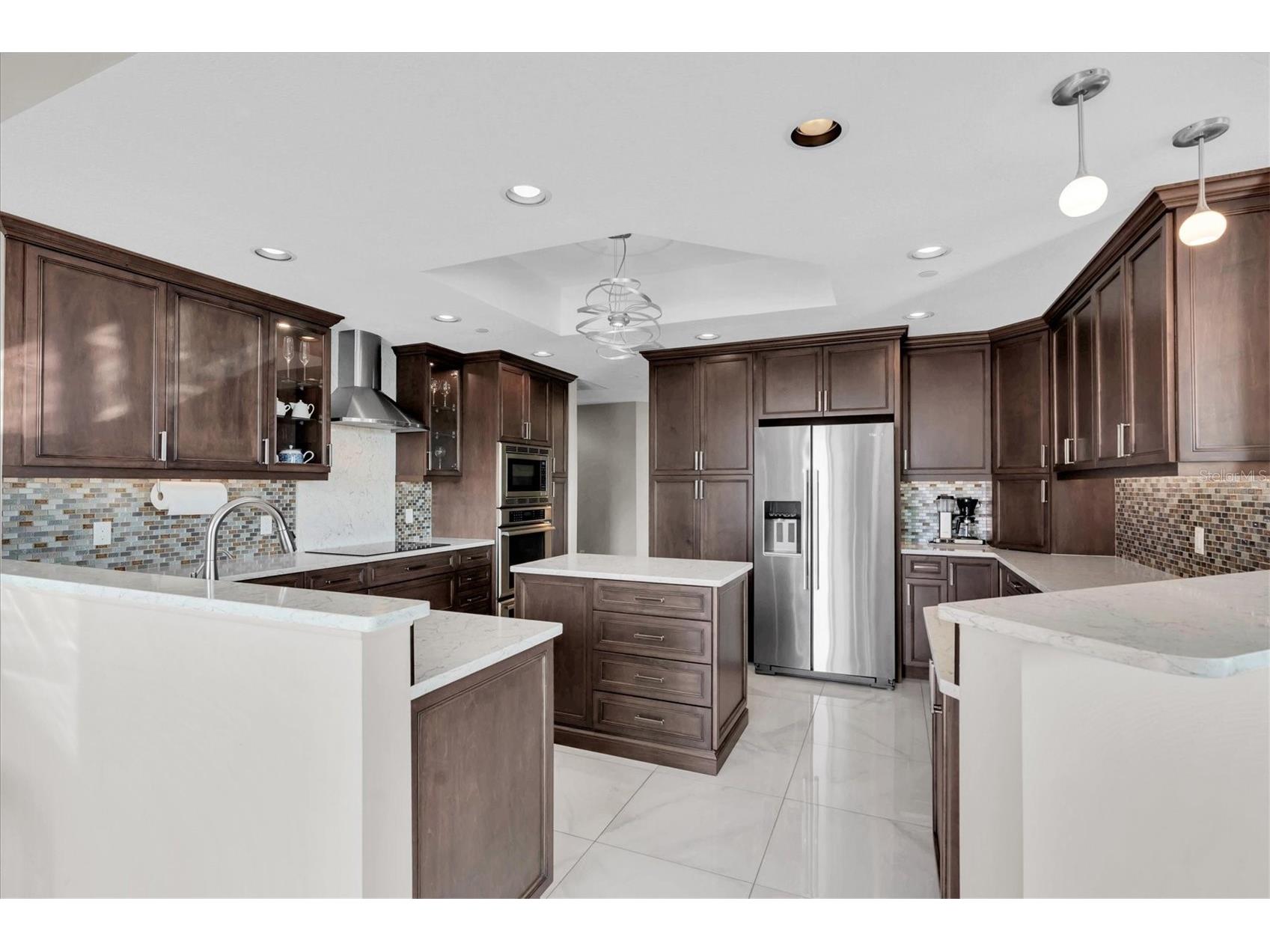 555 5th Avenue NE #711 Saint Petersburg FL 33701 TB8455398 image4