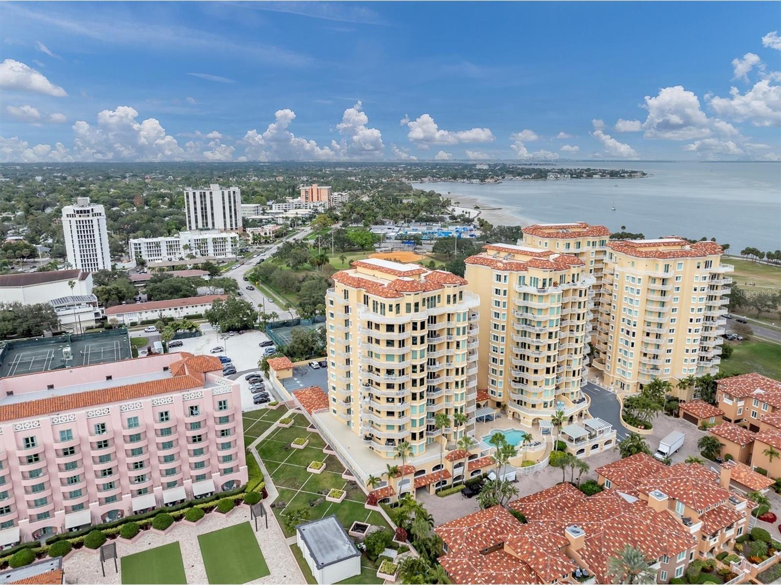 555 5th Avenue NE #711 Saint Petersburg FL 33701 TB8455398 image47