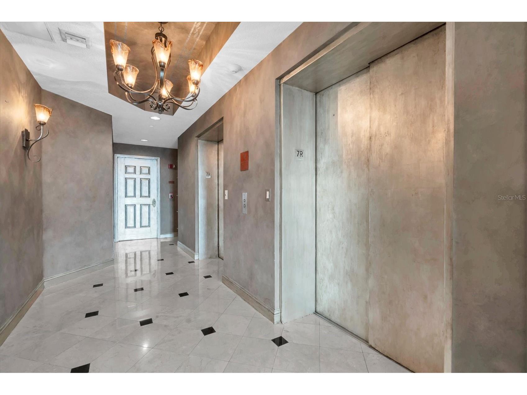 555 5th Avenue NE #711 Saint Petersburg FL 33701 TB8455398 image6