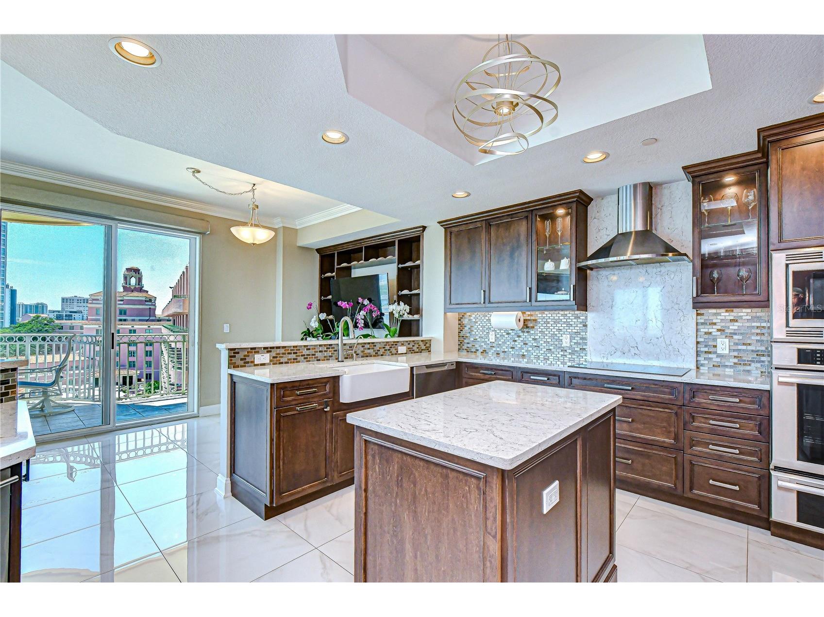 555 5th Avenue NE #711 Saint Petersburg FL 33701 TB8503095 image21