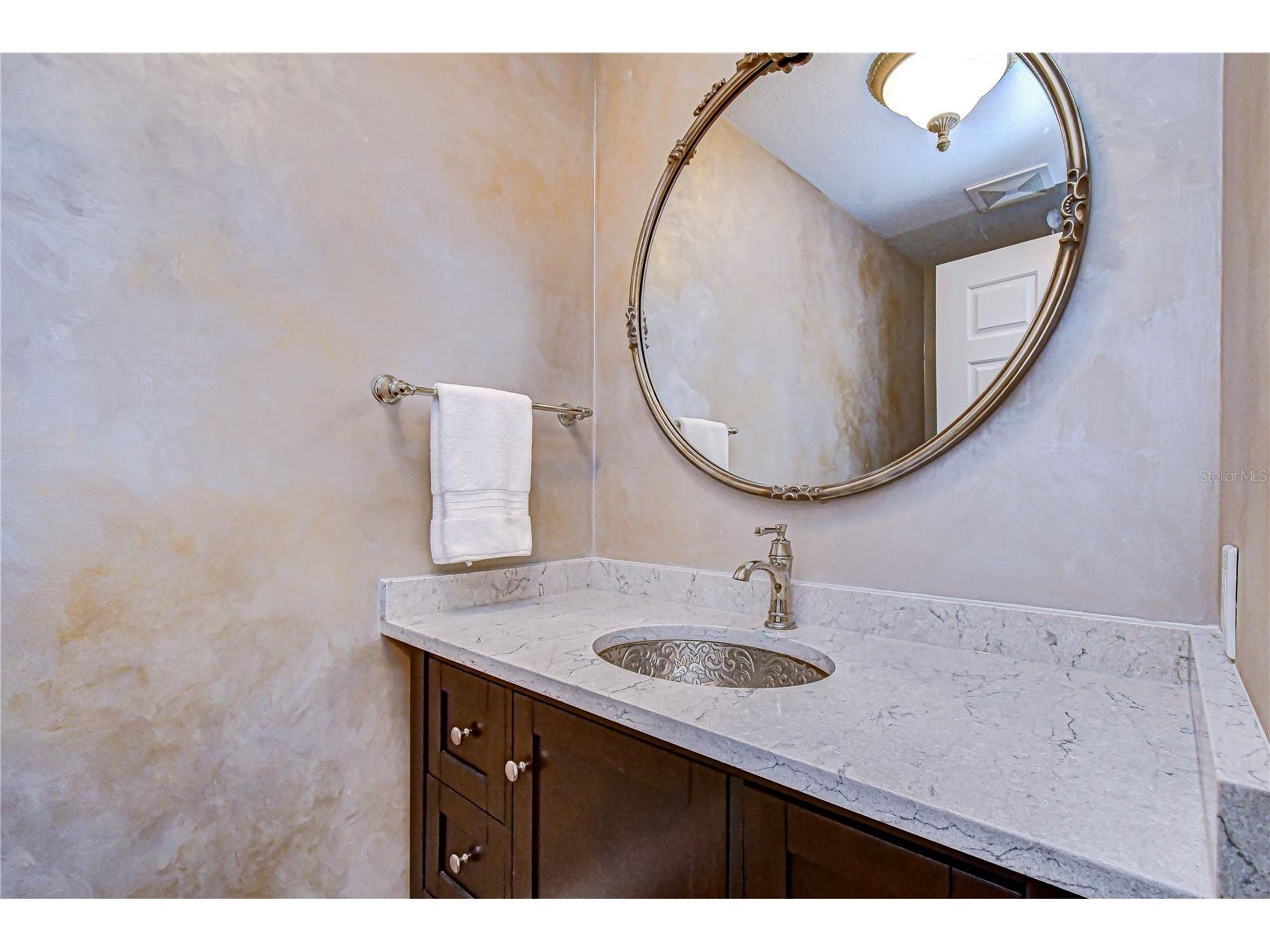 555 5th Avenue NE #711 Saint Petersburg FL 33701 TB8503095 image23