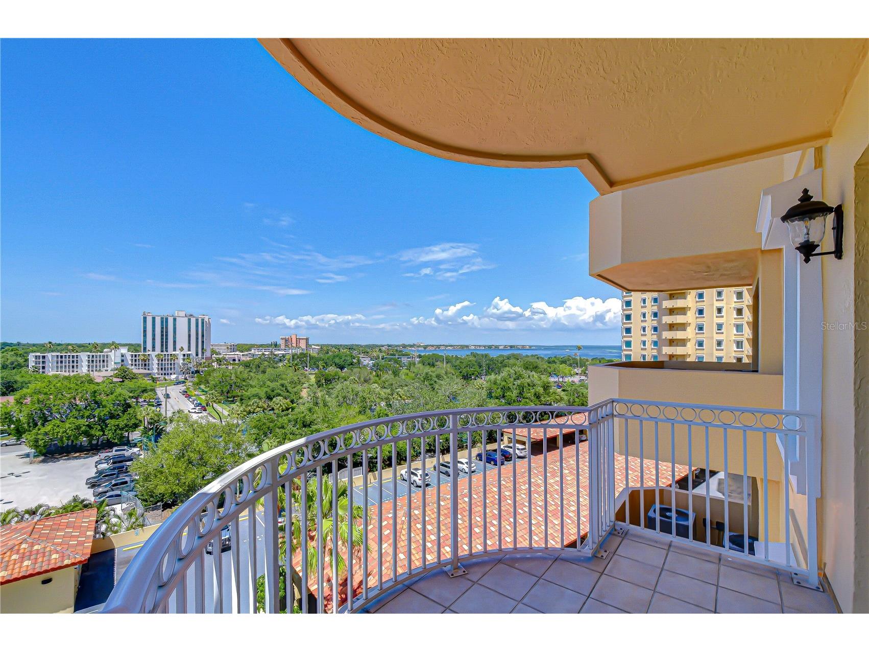 555 5th Avenue NE #711 Saint Petersburg FL 33701 TB8503095 image26