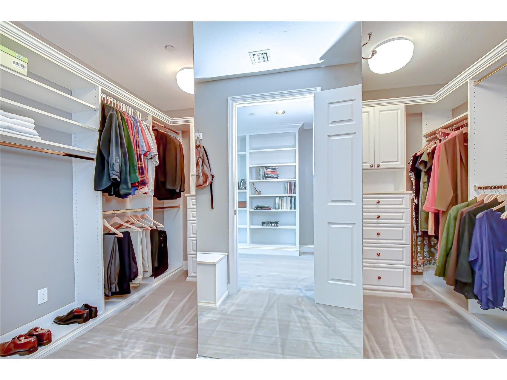 555 5th Avenue NE #711 Saint Petersburg FL 33701 TB8503095 image31