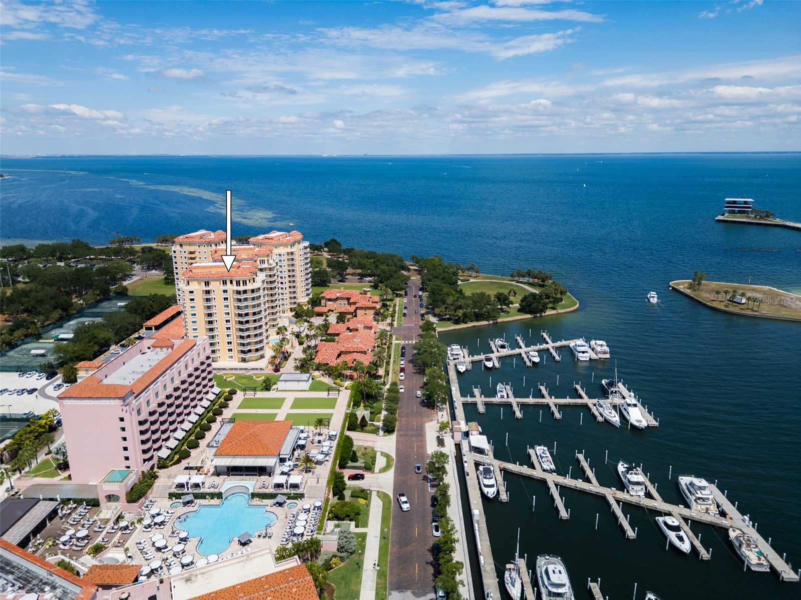 555 5th Avenue NE #711 Saint Petersburg FL 33701 TB8503095 image4