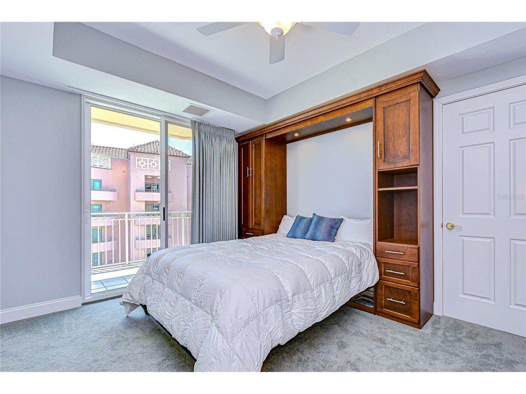 555 5th Avenue NE #711 Saint Petersburg FL 33701 TB8503095 image41