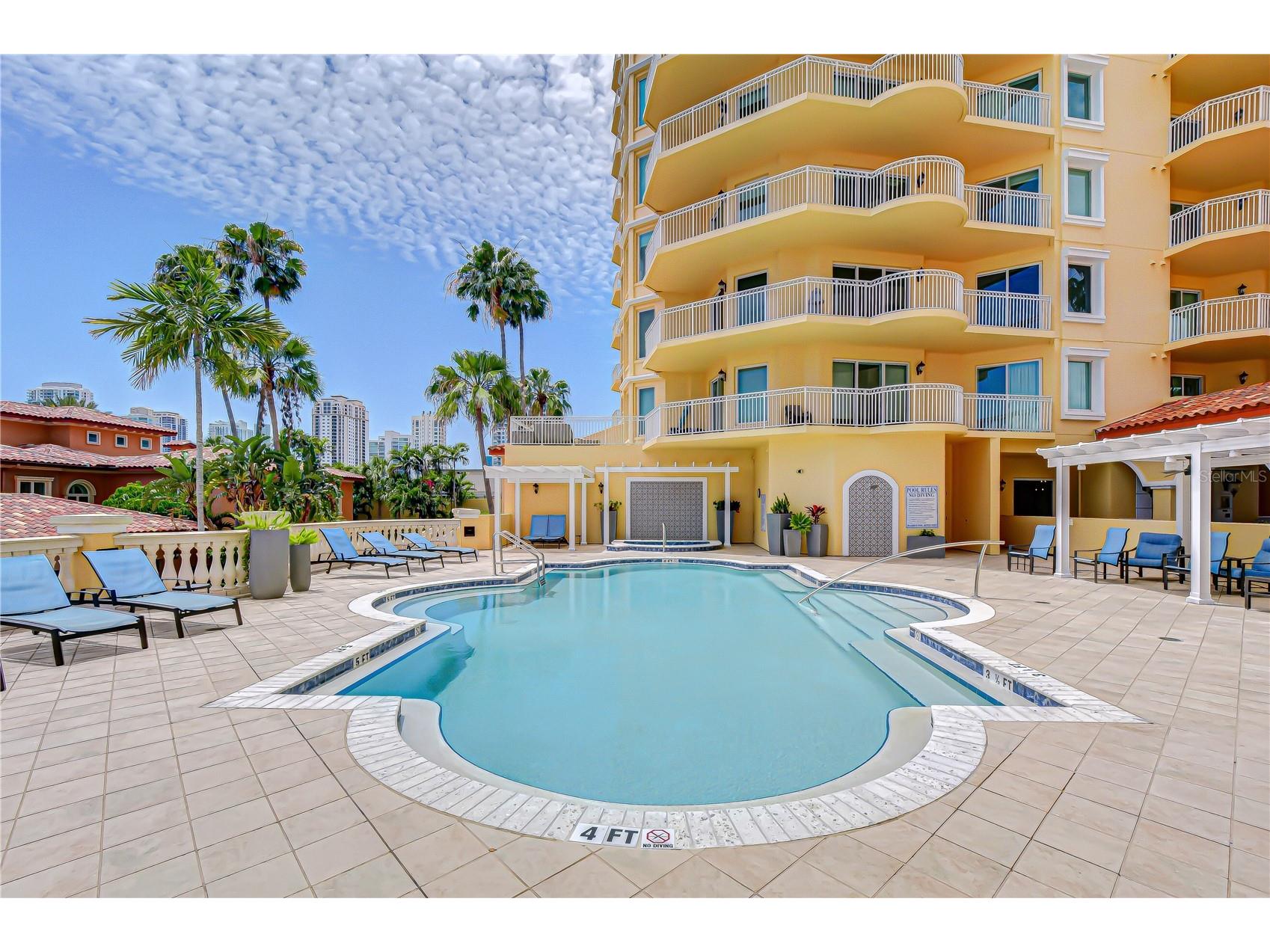 555 5th Avenue NE #711 Saint Petersburg FL 33701 TB8503095 image45