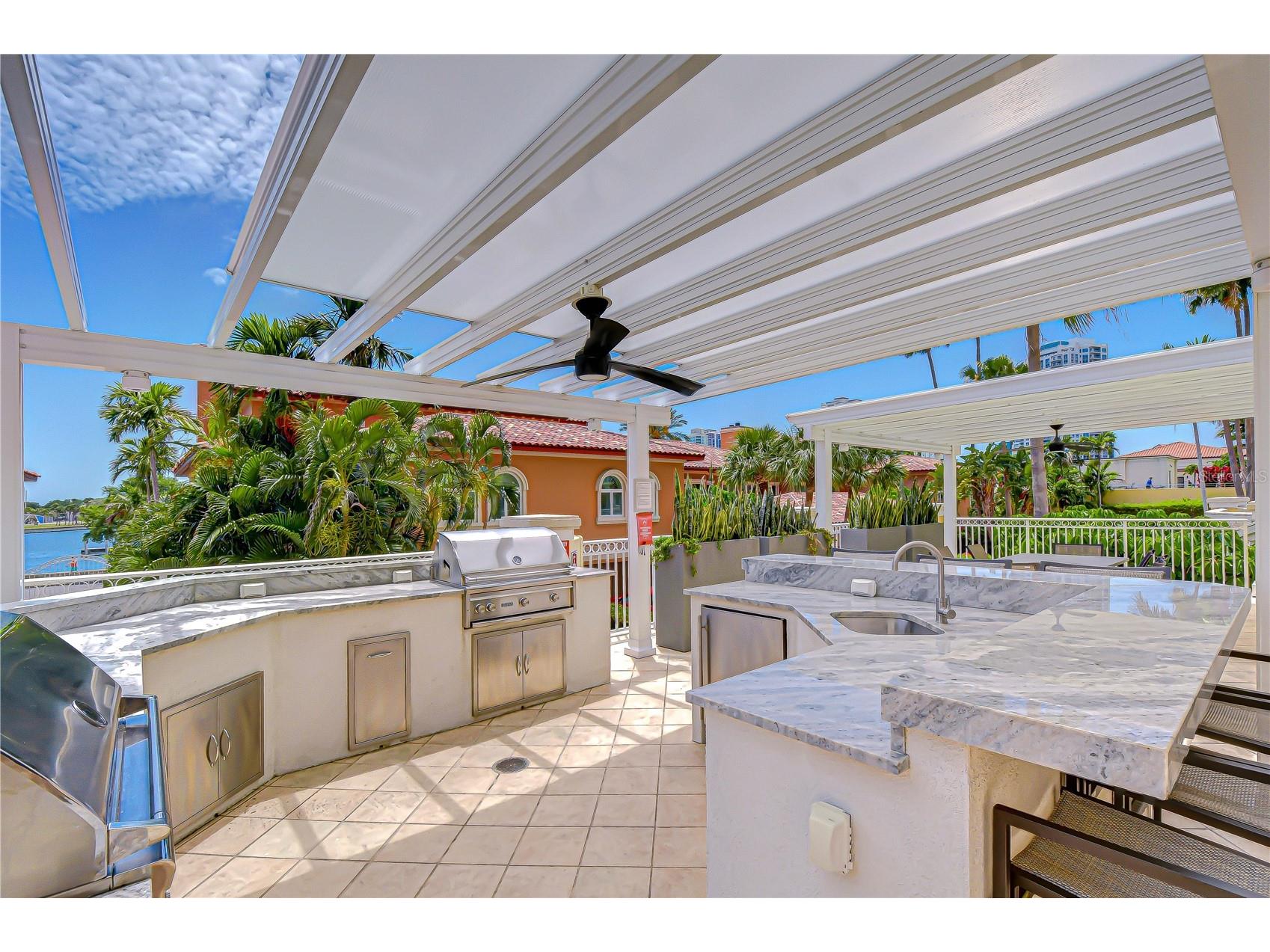 555 5th Avenue NE #711 Saint Petersburg FL 33701 TB8503095 image48