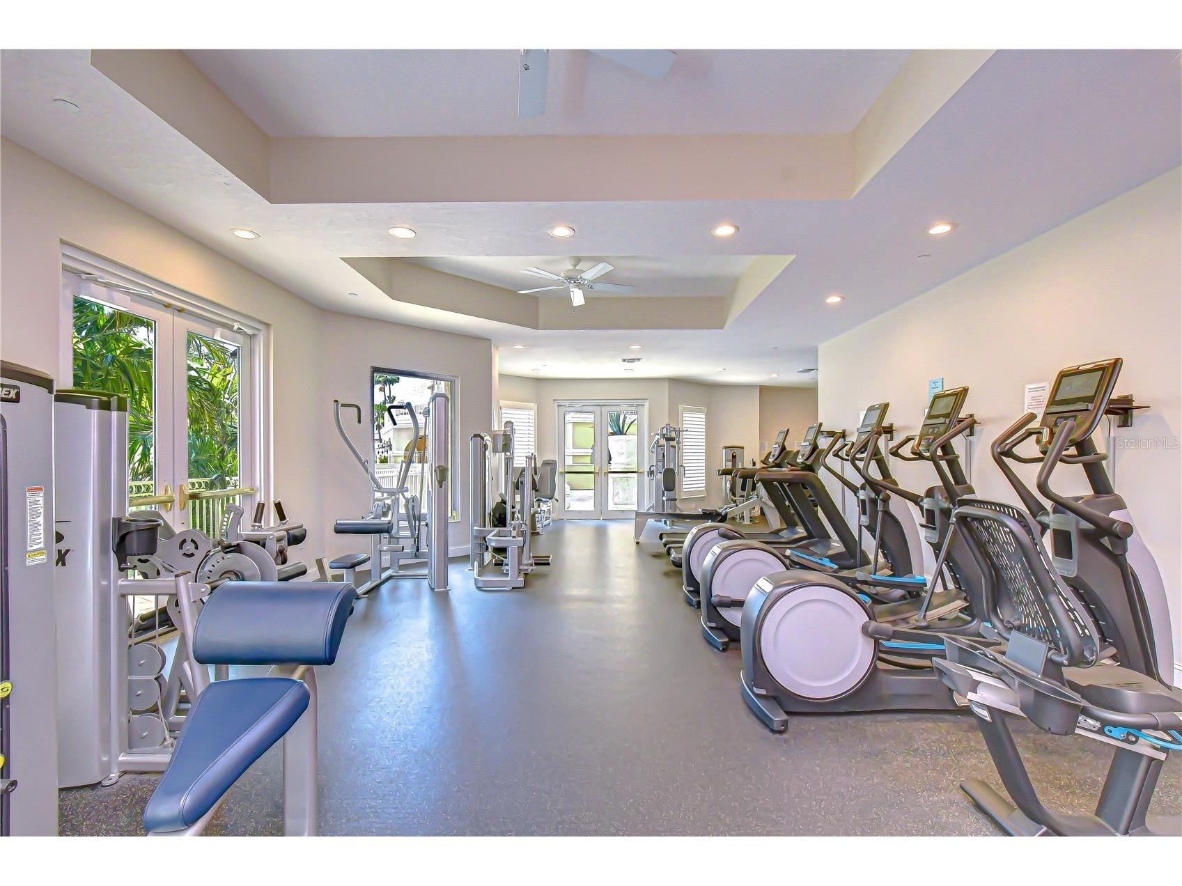 555 5th Avenue NE #711 Saint Petersburg FL 33701 TB8503095 image57