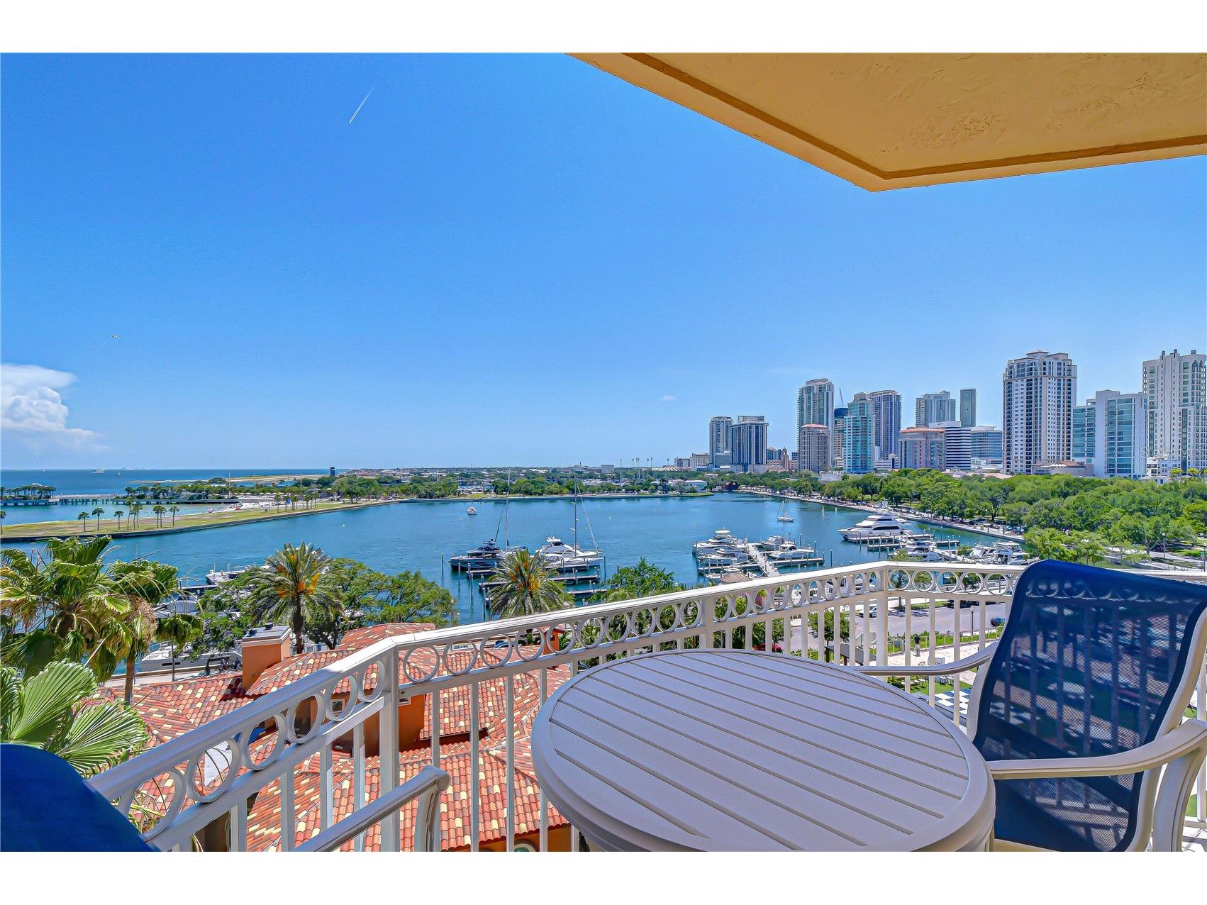 555 5th Avenue NE #711 Saint Petersburg FL 33701 TB8503095 image76