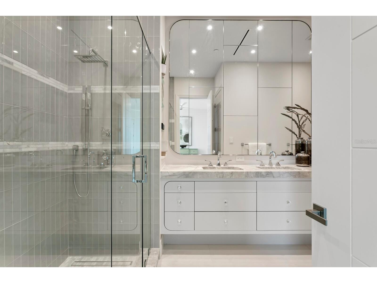 555 5th Avenue NE #PH1 Saint Petersburg FL 33701 TB8471709 image38