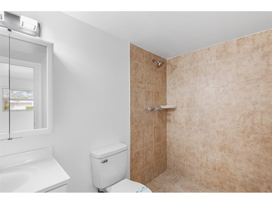 555 62nd Street S #101 Saint Petersburg FL 33707 O6358431 image8