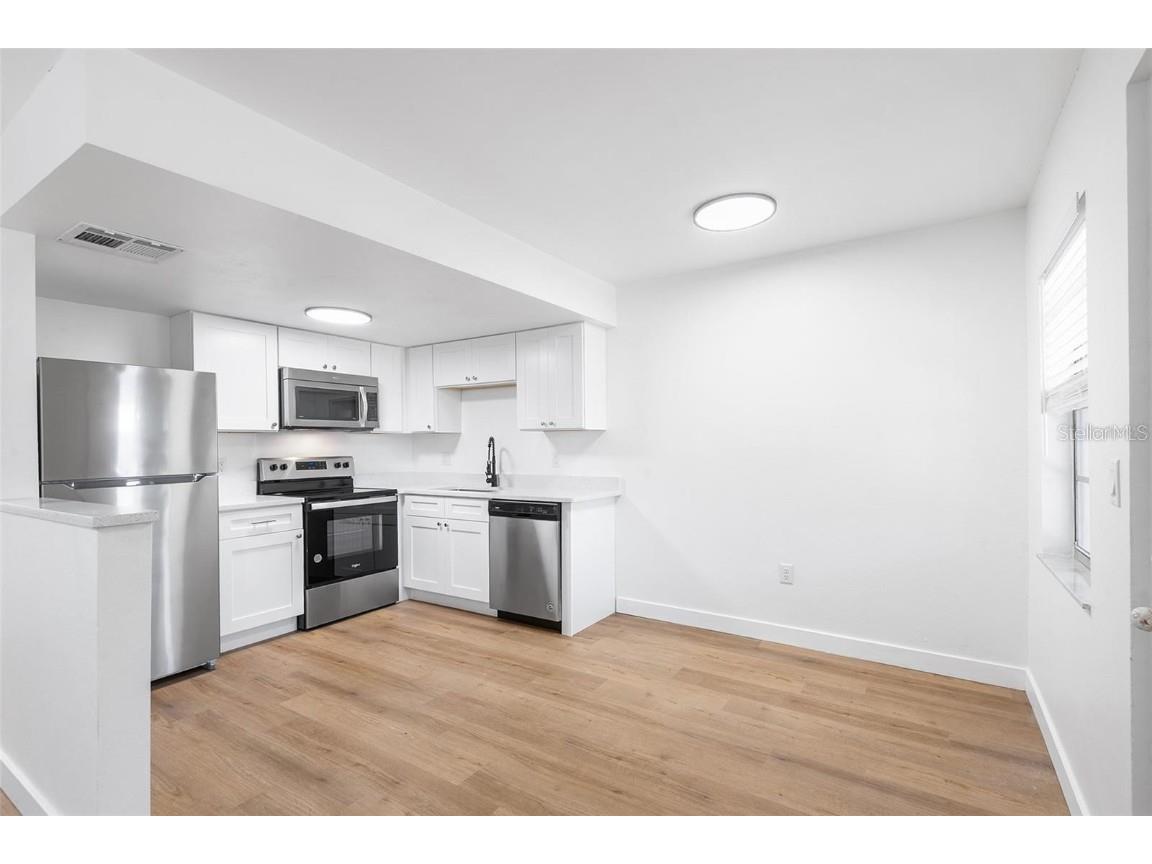 555 62nd Street S #102 Saint Petersburg FL 33707 O6361151 image4