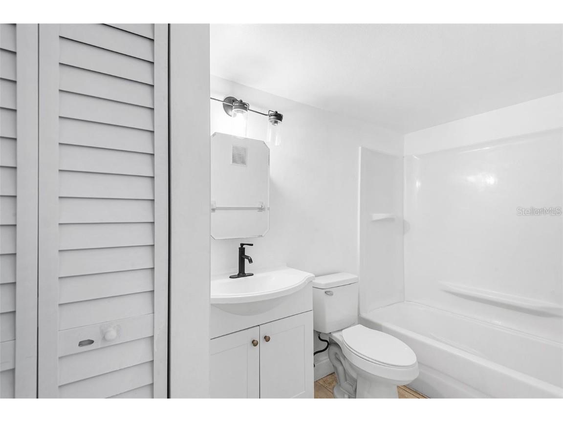 555 62nd Street S #102 Saint Petersburg FL 33707 O6361151 image8